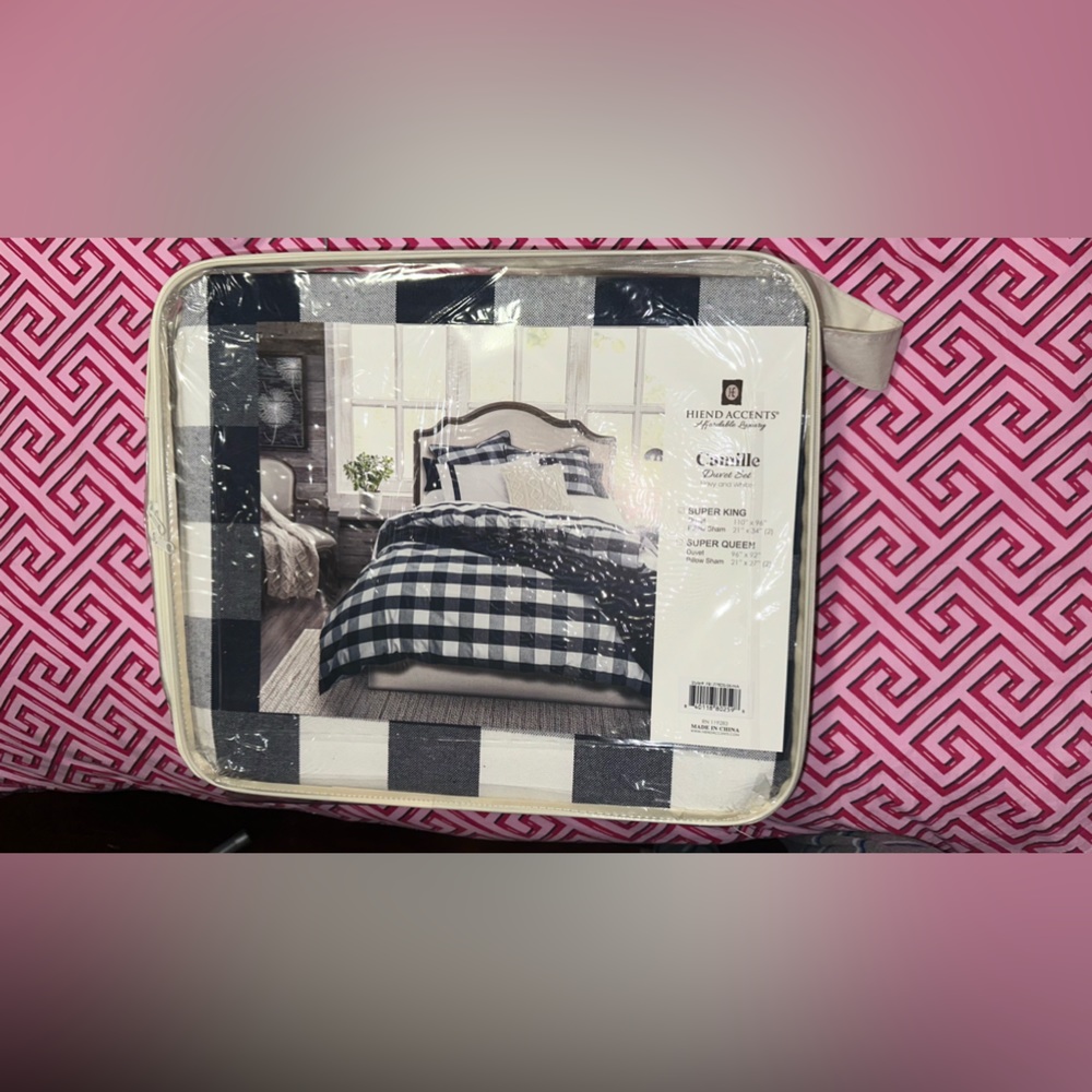 CAMILLE   Duvet Set Navy And White / Super King - Picture 5 of 17